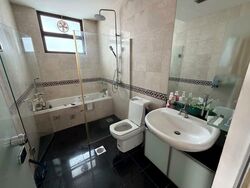 Phillips Avenue (D19), Semi-Detached #572256291